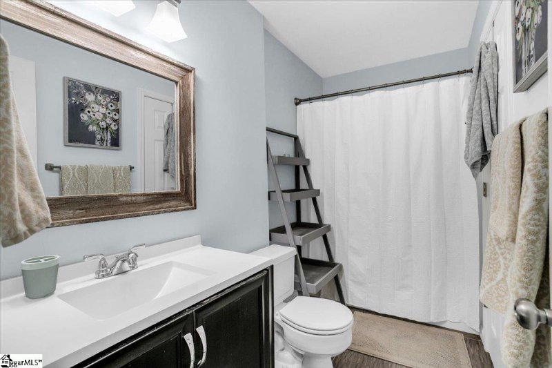 Property image 4 at 25 Amy Lane, Taylors, SC 29687
