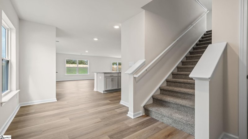 Property image 4 of 521 Cordgrass Road in Durbin Meadows, Fountain Inn, SC 29644