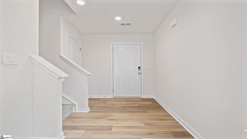 Property image 5 of 521 Cordgrass Road in Durbin Meadows, Fountain Inn, SC 29644