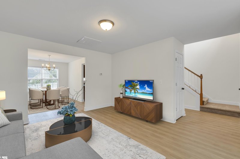 Property image 4 at 23 Whitethorn Lane, Greenville, SC 29607