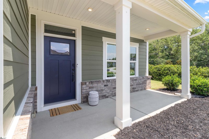 Property image 2 at 100 Mohegan Way, Greenville, SC 29607