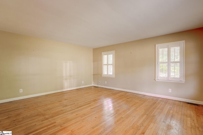 Property image 4 at 136 Henson Street, Spartanburg, SC 29307