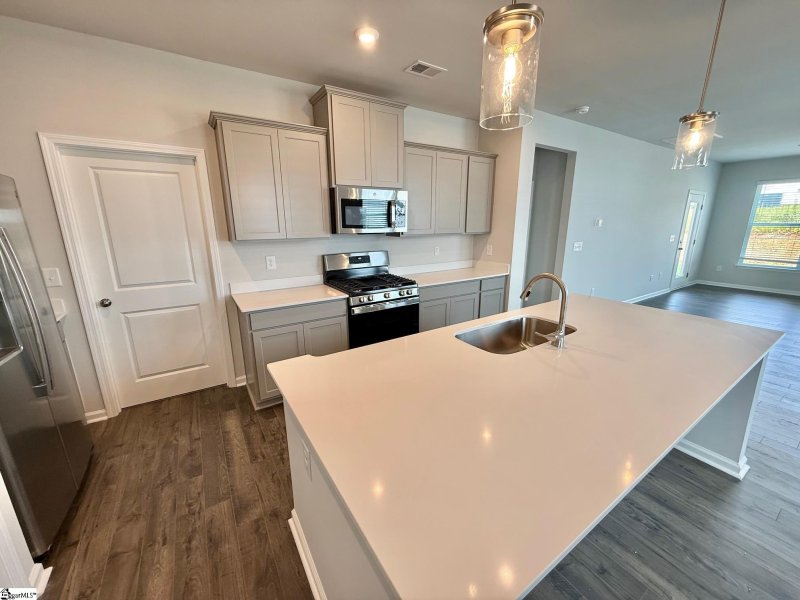 Property image 4 at 1816 Bershire Lane, Spartanburg, SC 29303