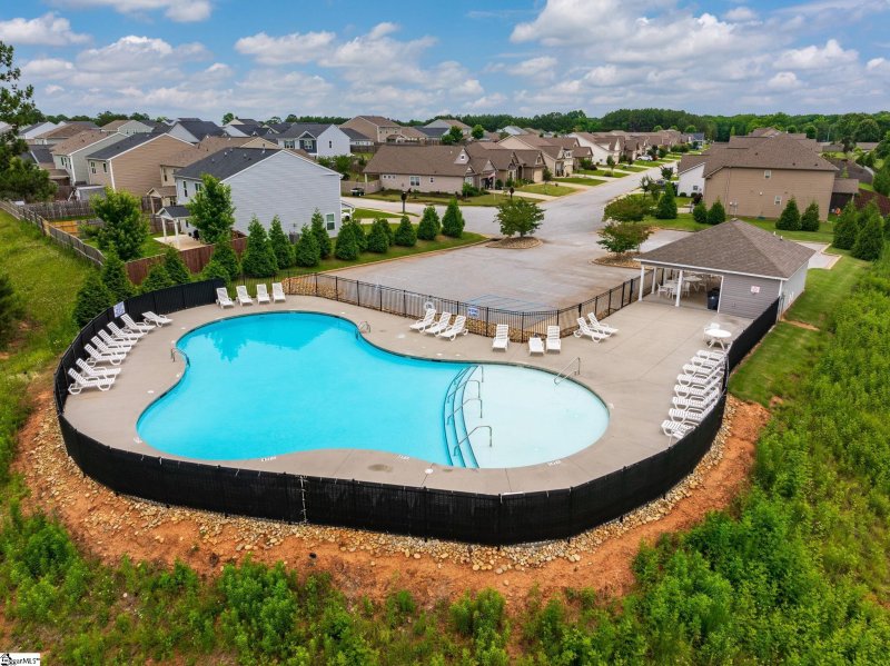 Property image 3 at 829 Alley Ridge Drive, Inman, SC 29349