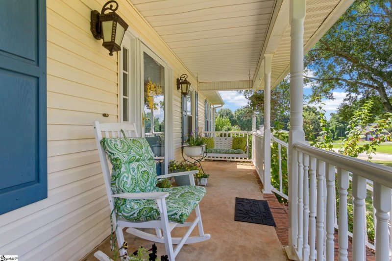 Property image 3 at 100 Wildberry Court, Easley, SC 29642