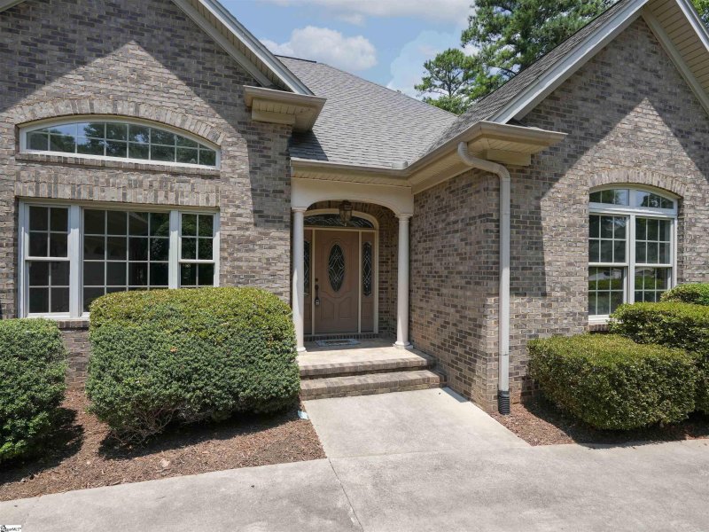 Property image 4 of 124 Bentwater Trail in Weatherstone, Simpsonville, SC 29680