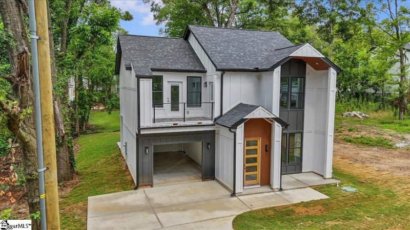 Property image 2 of 1 Hollis Street in City View, Greenville, SC 29611