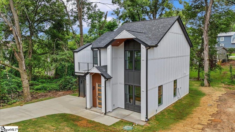 Property image 3 of 1 Hollis Street in City View, Greenville, SC 29611