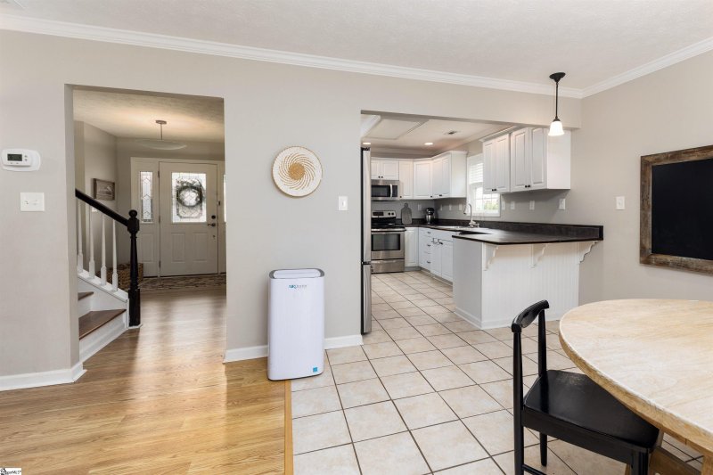 Property image 5 at 201 Summitbluff Drive, Greenville, SC 29617