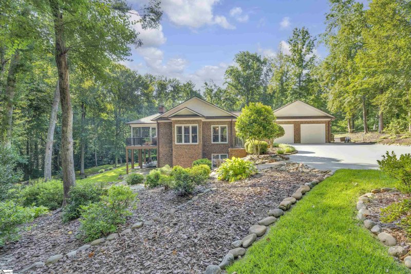 Property image 2 at 307 Fairway Drive, Pickens, SC 29671