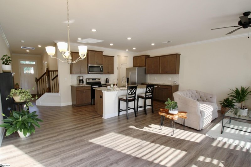 Property image 4 at 305 Yellow Fox Road, Greer, SC 29651