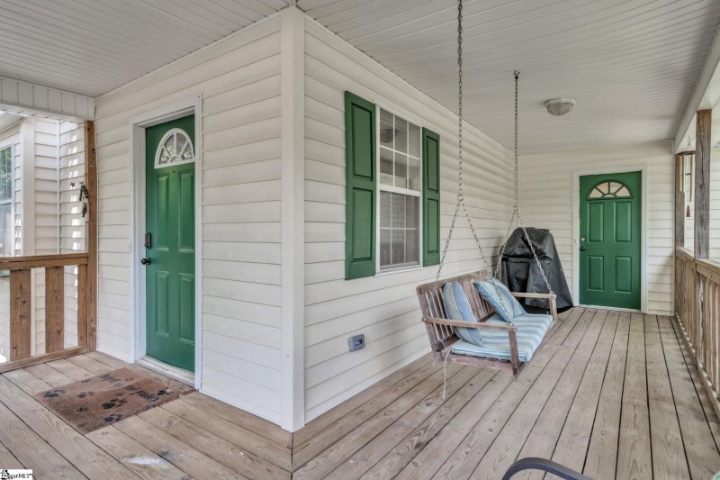 Property image 3 of 1221 Winding Way in Peppertree, Taylors, SC 29687