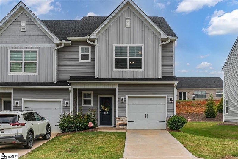 152 Clingstone Trail