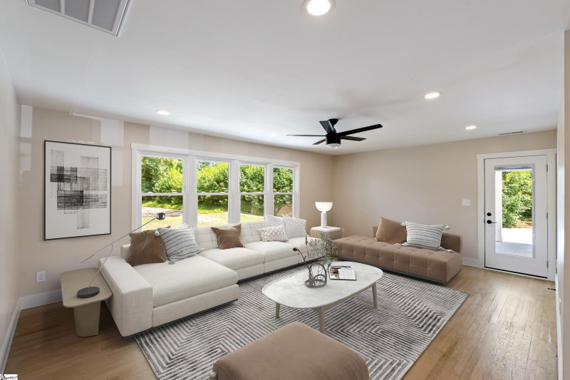 Property image 3 of 101 Lancaster Lane in Belle Meade, Greenville, SC 29605