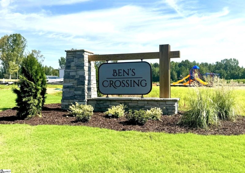 Property image 5 of 213 Castlebar Street in Ben's Crossing, Woodruff, SC 29388