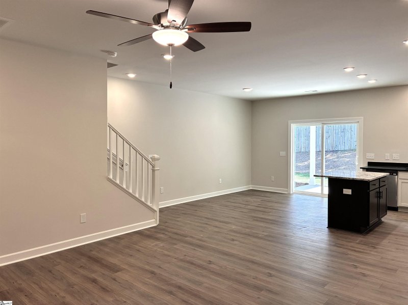 Property image 4 of 236 Taylor Woods Court in Miller Park, Greenville, SC 29607