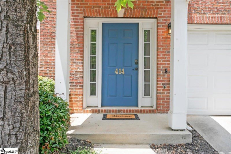 Property image 2 of 414 Woodbark Court in Crescentwood Village, Mauldin, SC 29662