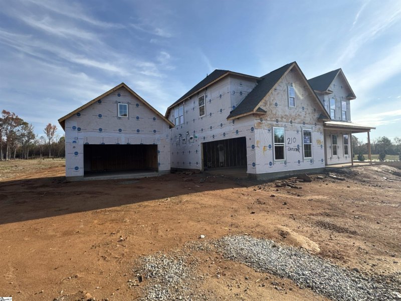 Property image 2 of 210 Castlebar Street in Ben's Crossing, Woodruff, SC 29388