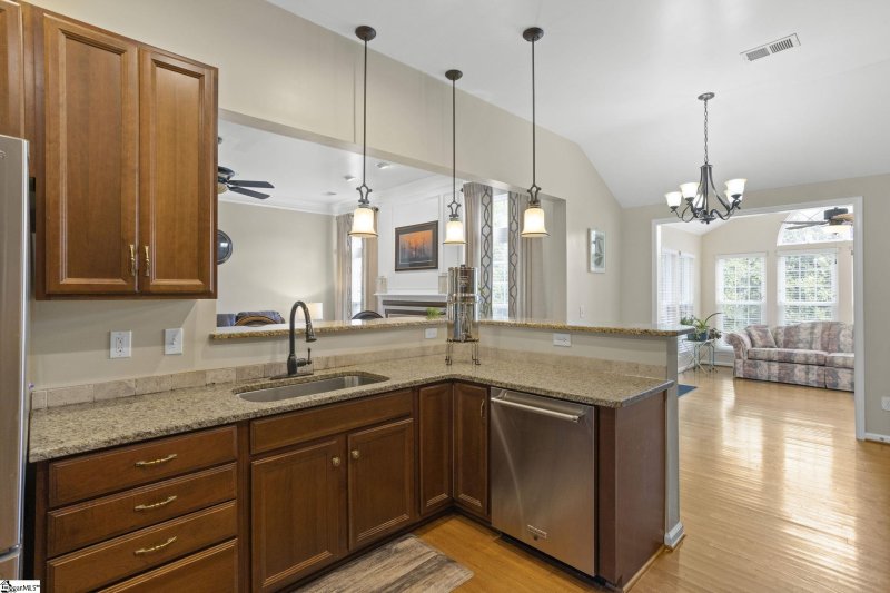 Property image 5 at 300 Winding River Lane, Simpsonville, SC 29681