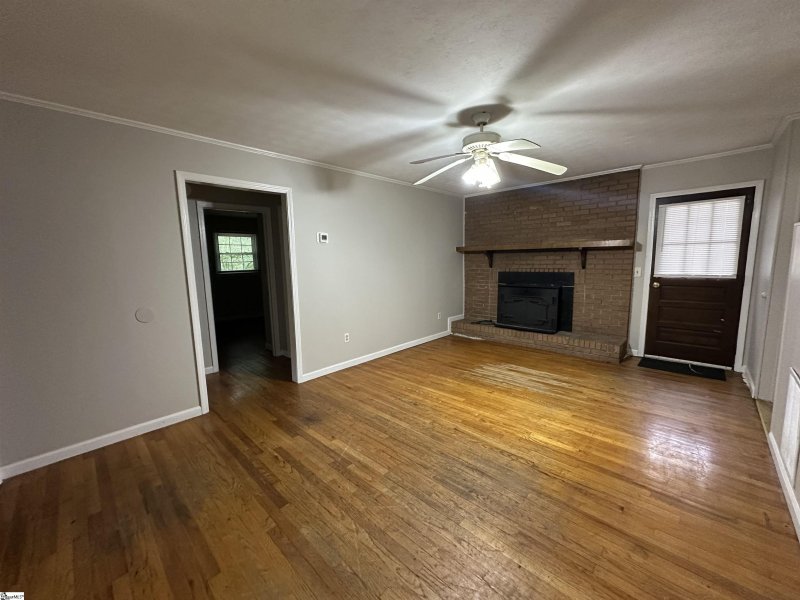 Property image 3 of 108 Anglewood Drive in Westwood, Simpsonville, SC 29680