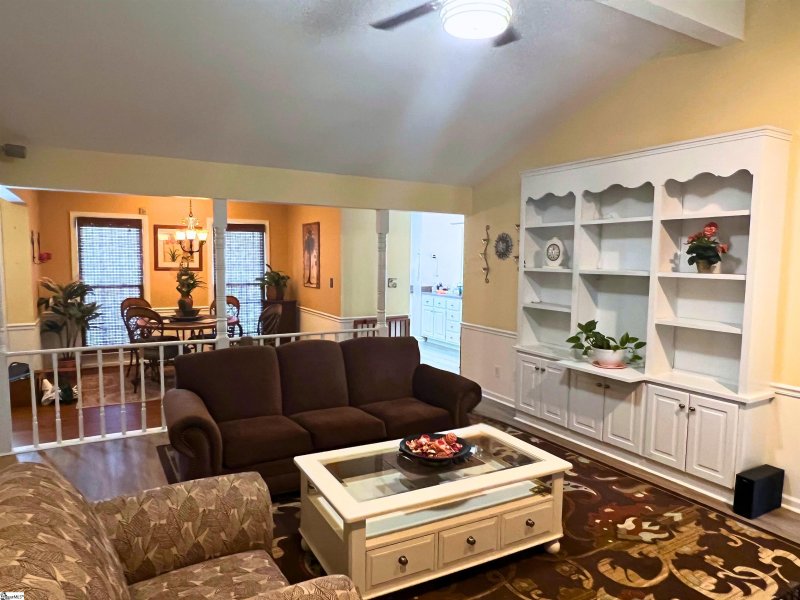 Property image 5 at 1 Tearose Lane, Simpsonville, SC 29681