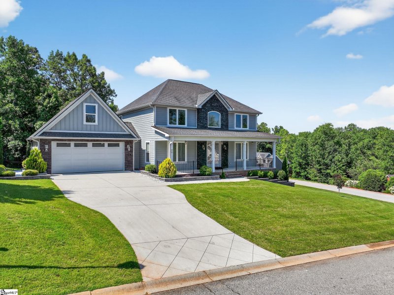Property image 2 of 25 Setting Sun Lane in The Ridge at Sunset, Travelers Rest, SC 29690