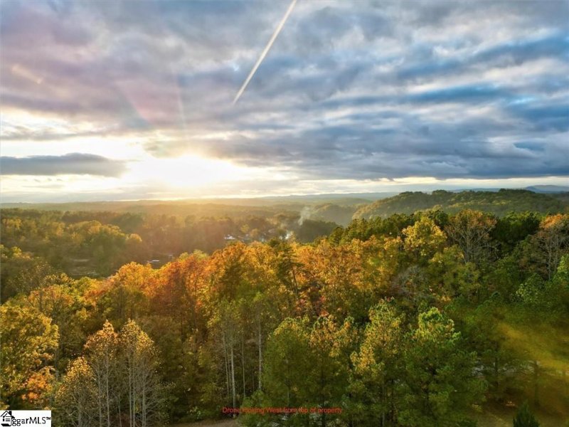 Property image 2 of 549 Riverstone Drive in Riverstone, Salem, SC 29676