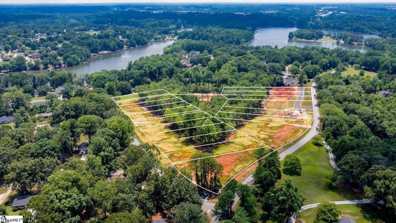 Property image 3 of 1112 Manse Jolly Road in Timberland Grove, Anderson, SC 29621