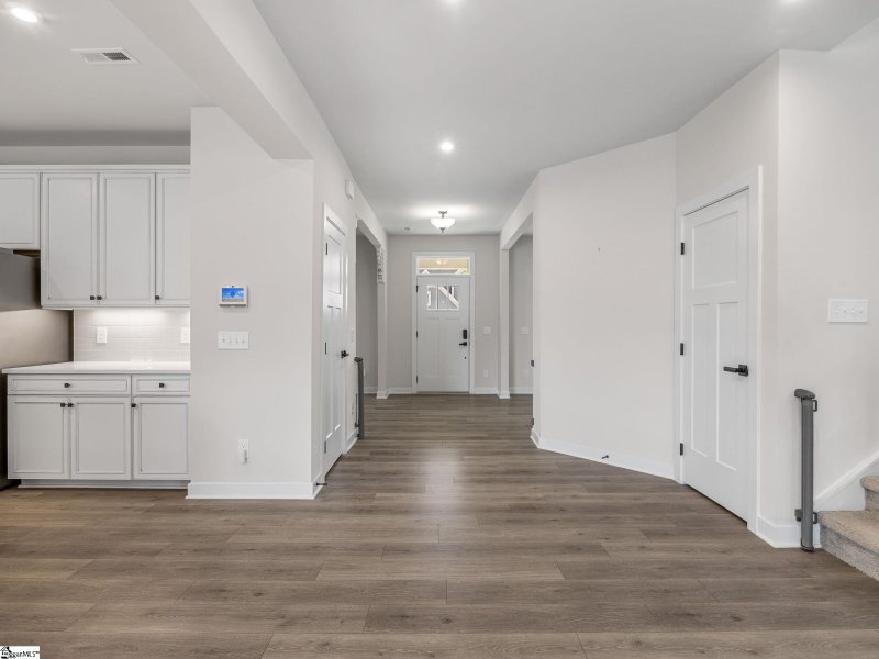 Property image 5 of 2094 Bluet Drive in Emory Park, Woodruff, SC 29388