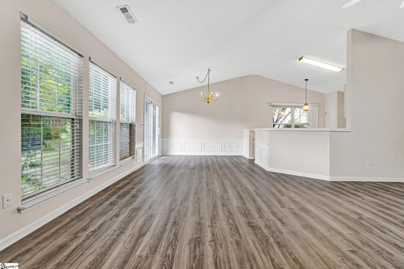 Property image 5 at 300 Turnbridge Trail, Simpsonville, SC 29680