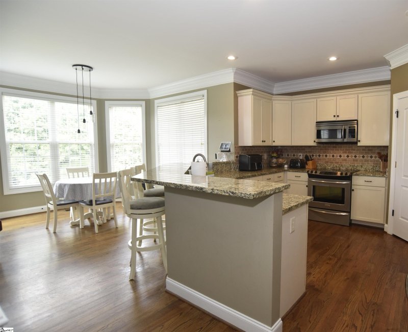 Property image 5 at 205 Castle Creek Drive, Greer, SC 29651