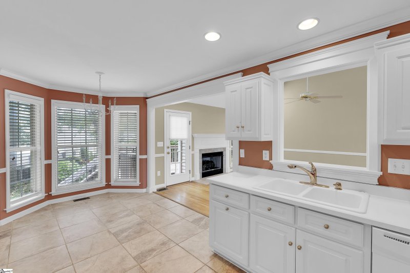 Property image 3 at 210 Kinard Way, Simpsonville, SC 29681