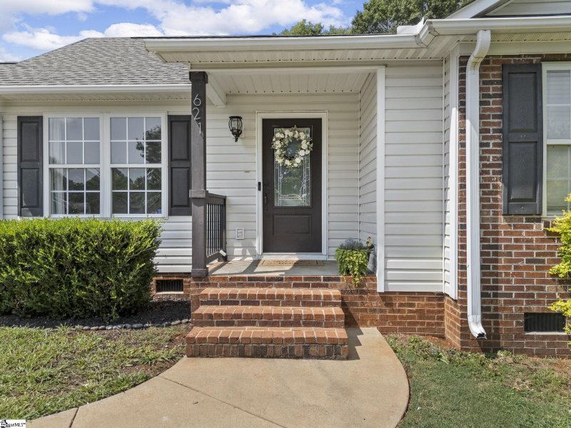 Property image 2 at 621 Shadow Dance Lane, Boiling Springs, SC 29316