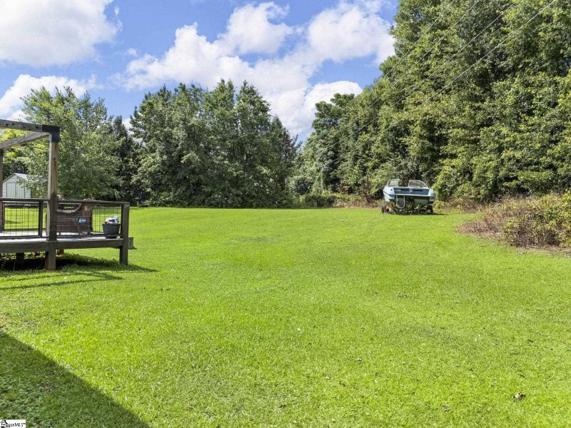 Property image 3 at 621 Shadow Dance Lane, Boiling Springs, SC 29316