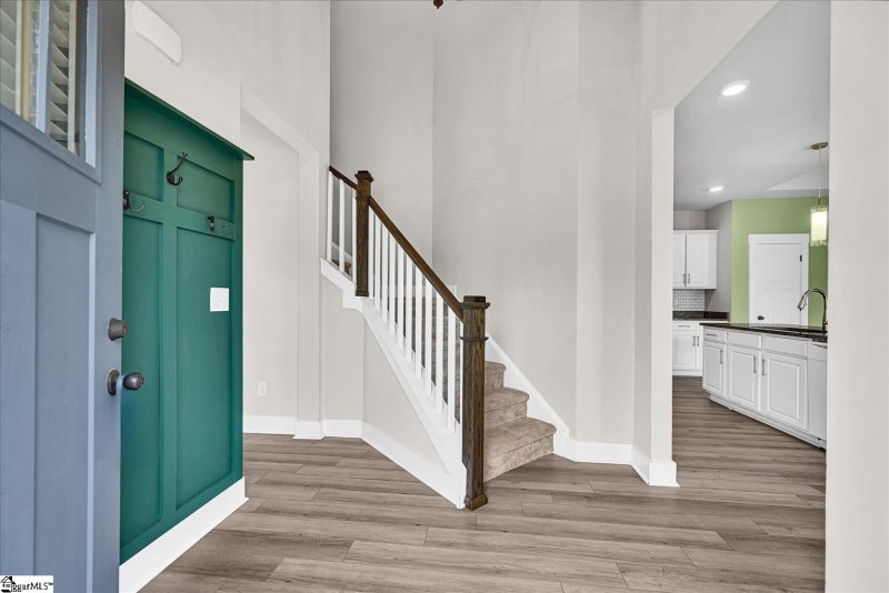 Property image 5 of 100 Greensdale Lane in Sheffield Village, Easley, SC 29642