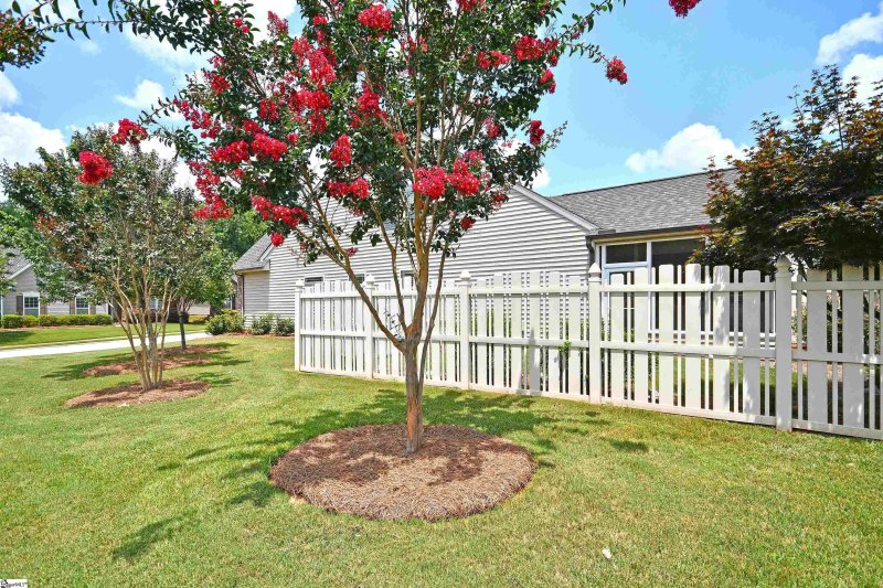 Property image 4 at 2 Jillian Lee Court, Simpsonville, SC 29681