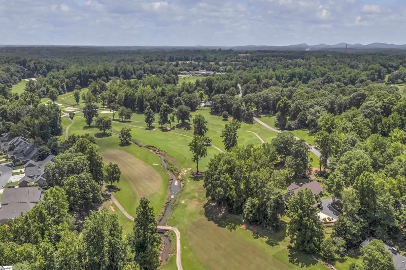 Property image 2 of 47 Park Vista Way in Hunters Ridge, Greenville, SC 29617