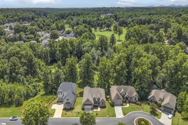 Property image 3 of 47 Park Vista Way in Hunters Ridge, Greenville, SC 29617