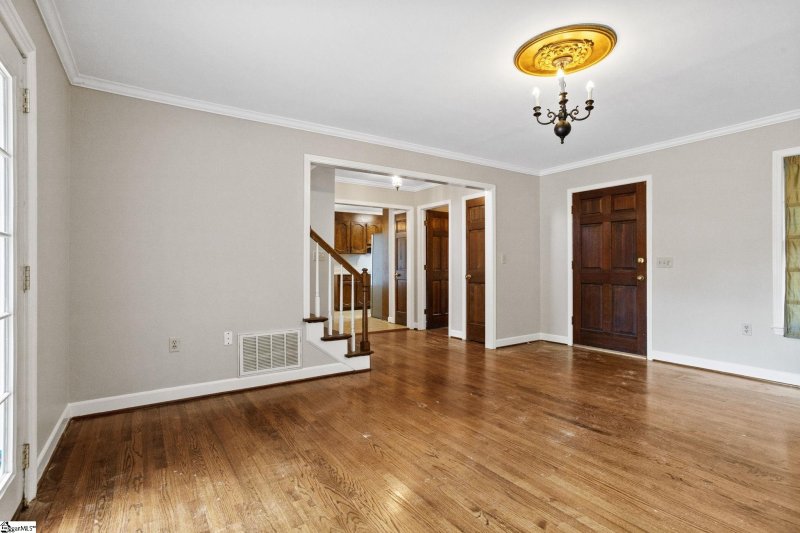 Property image 5 at 406 Parkins Mill Road, Greenville, SC 29607