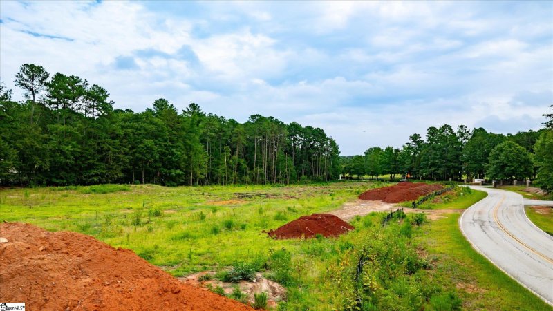 Property image 3 at 203 Ponders Ray Lane, Greenville, SC 29615-4607