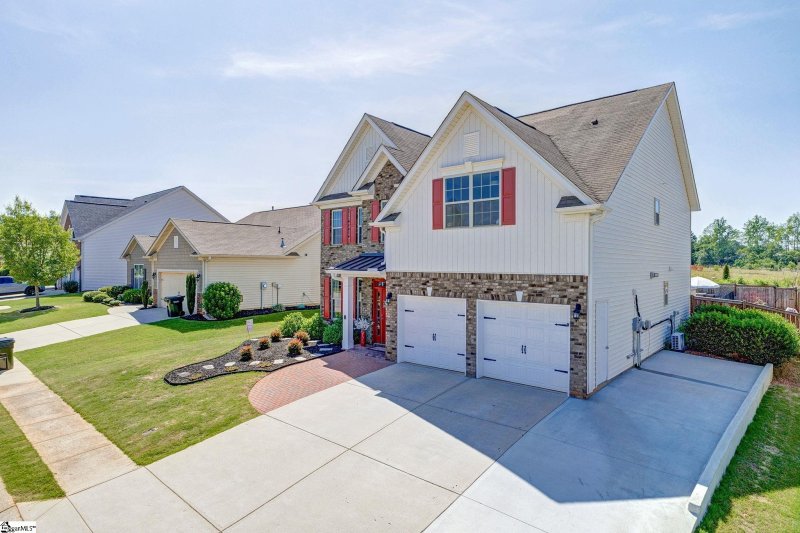 Property image 4 at 159 Willowbottom Drive, Greer, SC 29651