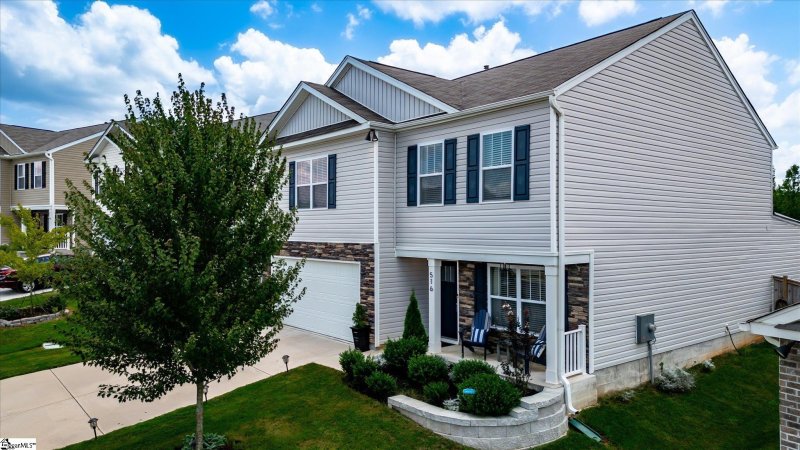Property image 4 of 516 Ashwood Way in Lenhardt Grove, Easley, SC 29640-8005