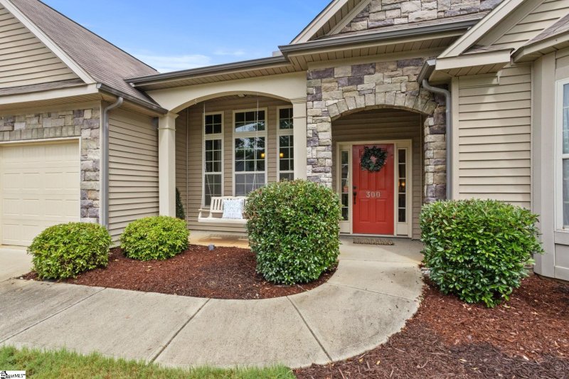 Property image 2 at 300 Plamondon Drive, Simpsonville, SC 29680