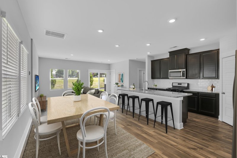 Property image 3 at 10 Outback Drive, Greer, SC 29650