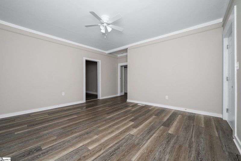 Property image 4 of 24 2nd Avenue in Poe Mill, Greenville, SC 29609