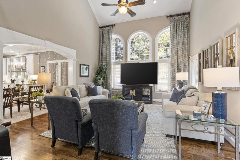 Property image 4 at 215 Huddersfield Drive, Simpsonville, SC 29681