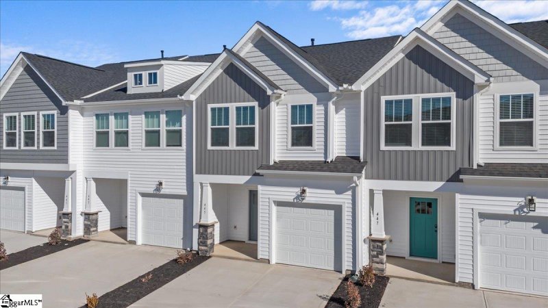 Property image 2 at 445 Hazelcote Road, Greenville, SC 29617