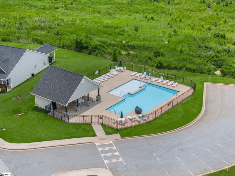 Property image 2 of 253 Highland Springs Loop in Highland Springs, Inman, SC 29349