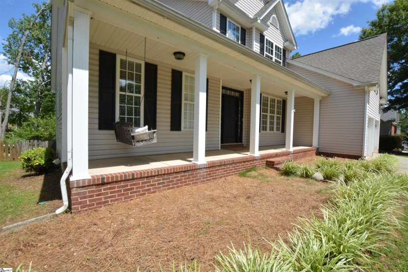 Property image 3 at 549 Kingsmoor Drive, Simpsonville, SC 29681