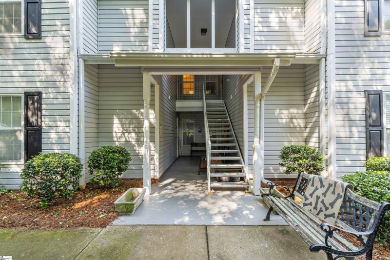 Property image 3 at 4614 Old Spartanburg Road, Taylors, SC 29687